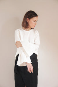 LINEN BLOUSE WITH BELL SLEEVES