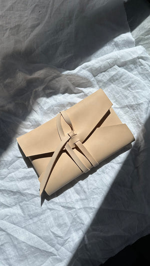 ENVELOPE CLUTCH