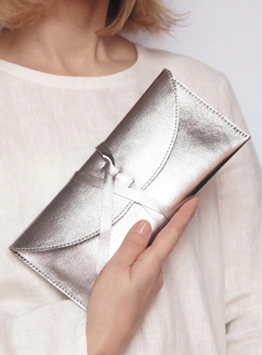 WRAP PURSE