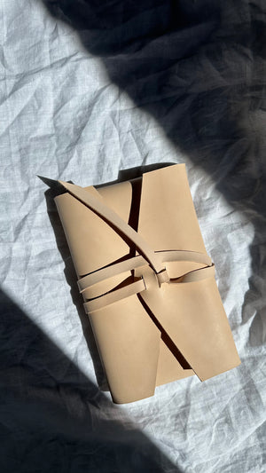 ENVELOPE CLUTCH