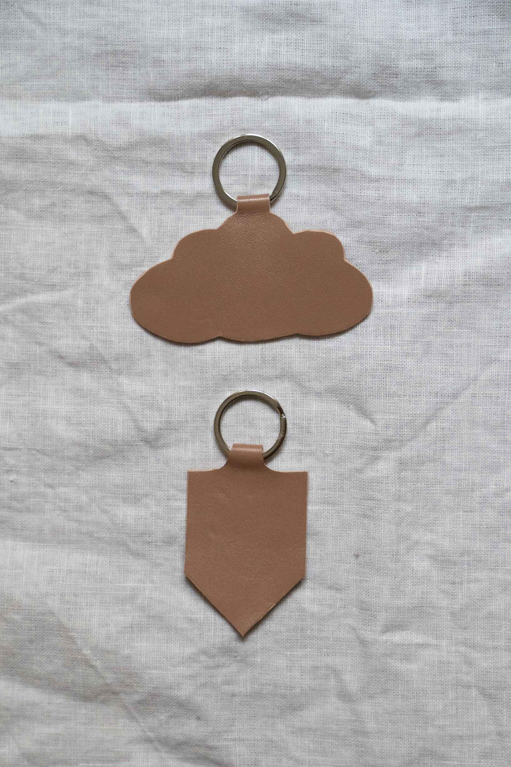 keychain brown